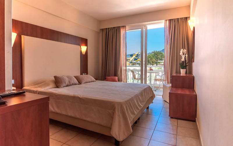 HOTEL MESSONGHI BEACH